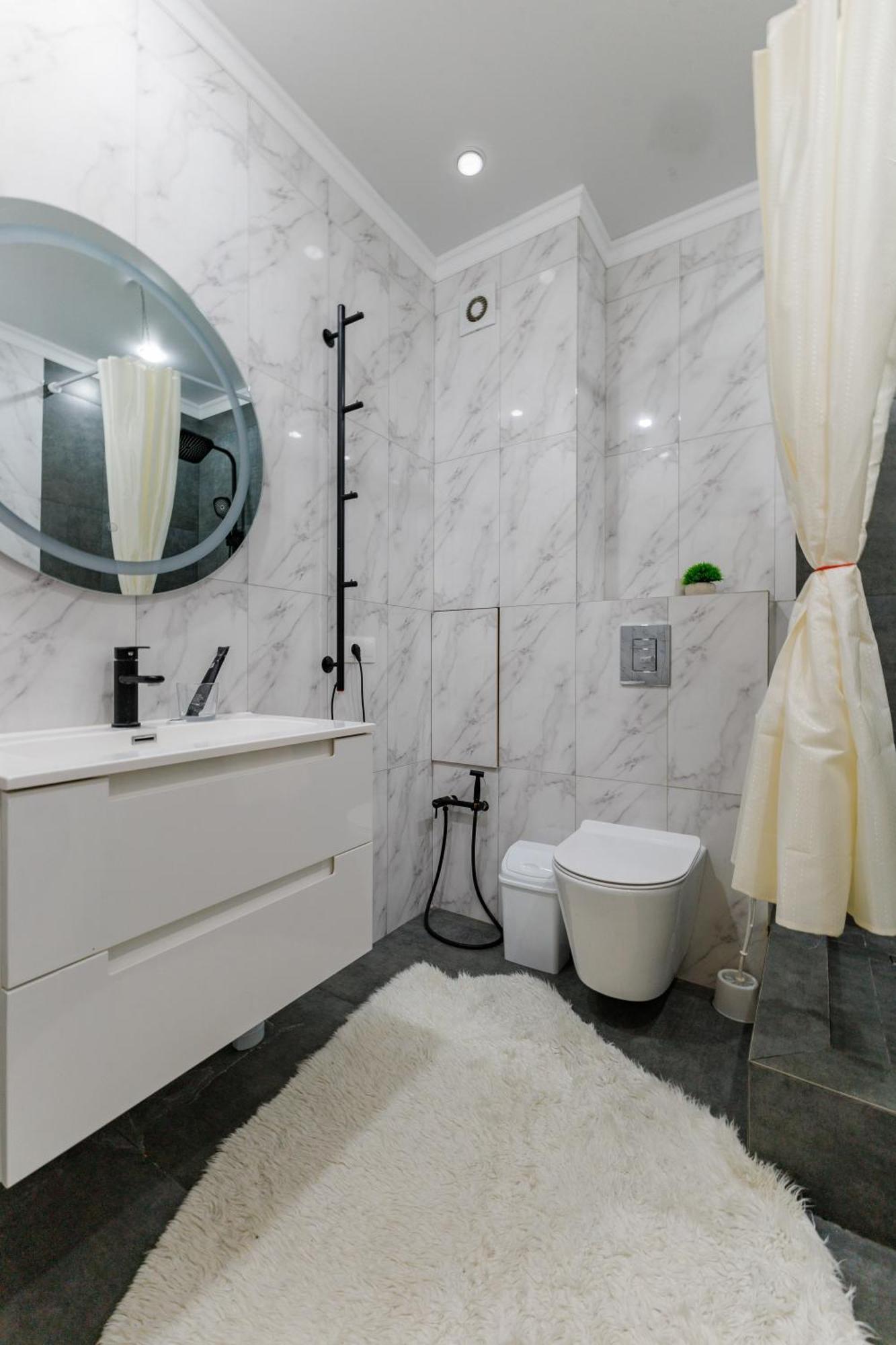 Apartment двухкомнатная евро рядом с байтерек абу даби ботанический сад