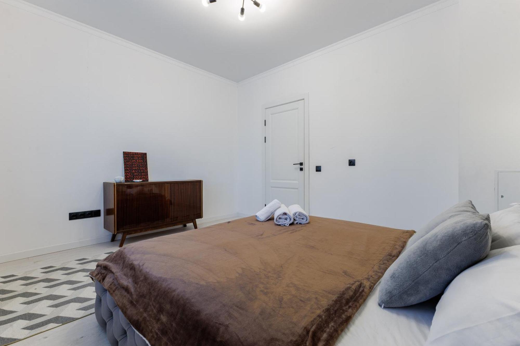 двухкомнатная евро рядом с байтерек абу даби ботанический сад Apartment *